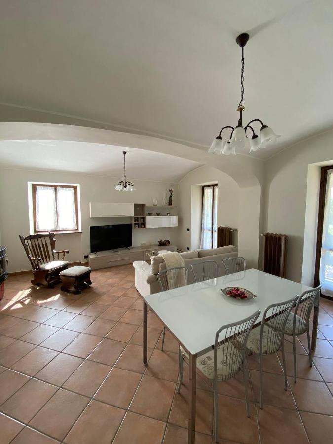 Una Casa Nel Verde 2 San Maurizio Canavese Екстериор снимка